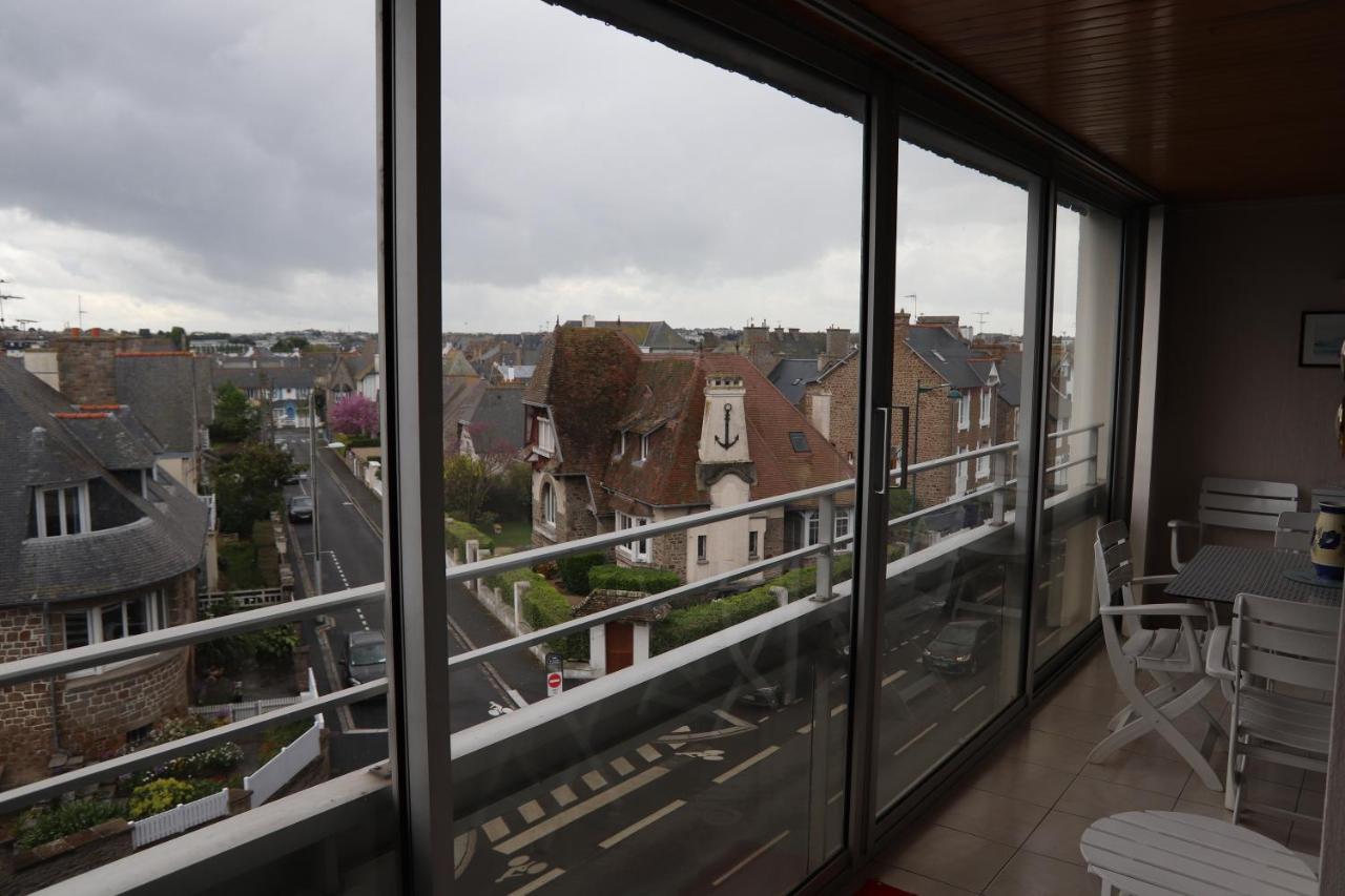 Apartamento Le Courtois Saint-Malo Exterior foto