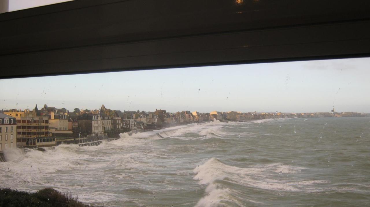 Apartamento Le Courtois Saint-Malo Exterior foto